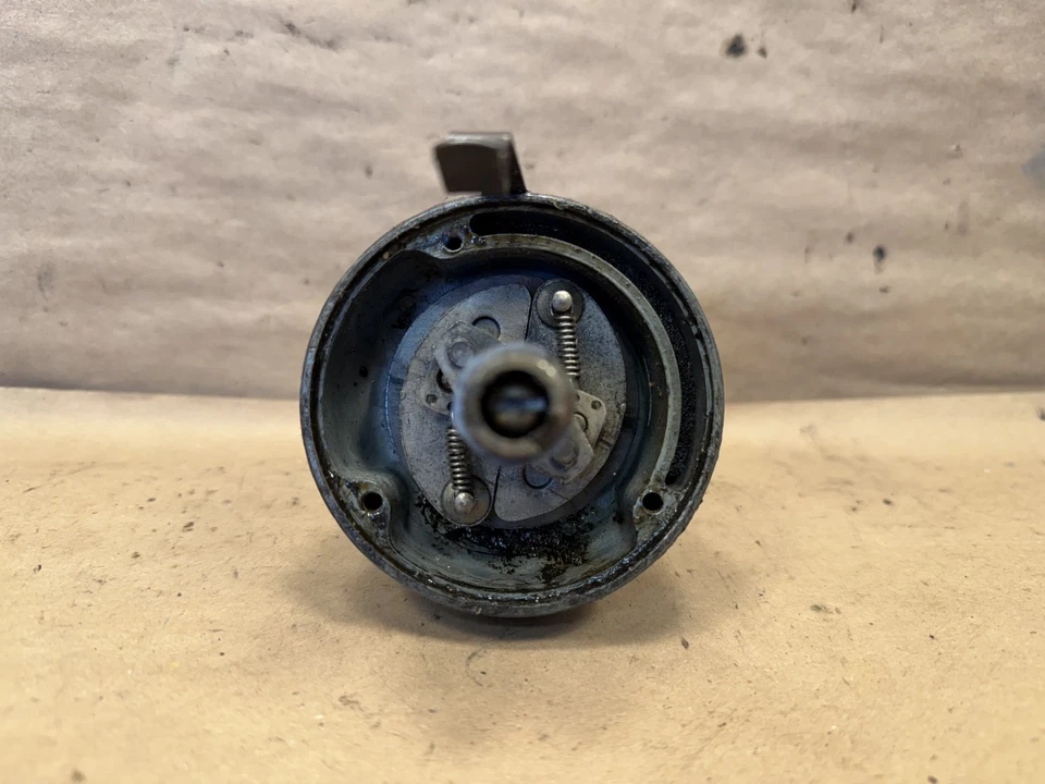 Distribuidor original Jaguar XK120 Lucas 40198 B Foto 4 de 4