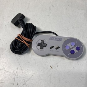 Nintendo SNES Console (SNS-001) w/ Accessories