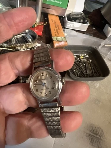 Vintage Timex Ladies Mechanical Watch Silver Tone With Stretch Band-Runs