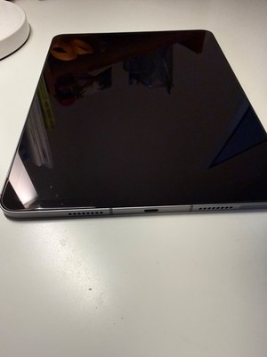 Apple 11-inch iPad Pro M2 chip 4th Gen,  iPad Pro Wi-Fi + 5G 1TB Space Gray AC+