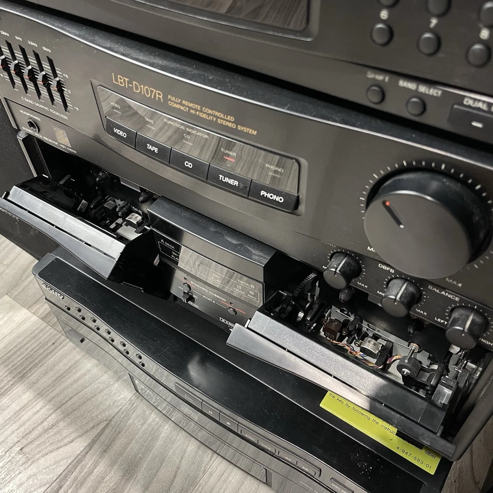 SONY LBT-D107R sistema estéreo compacto cassete duplo 5 discos CD player LEIA - Imagem 3 de 4