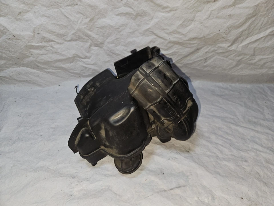 BOITE A AIR HONDA CBF 600 S CBF600S ABS PC38 2007 - Photo 3/4