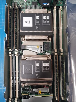 HP ProLiant BL460c Gen 9 Blade Server, 2x E5-2680 V4, 128GB RAM (762737-001)