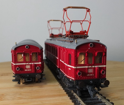 Roco 43004 Spur HO DB ET85 2-wagen Triebwagenset in roter Lackierung