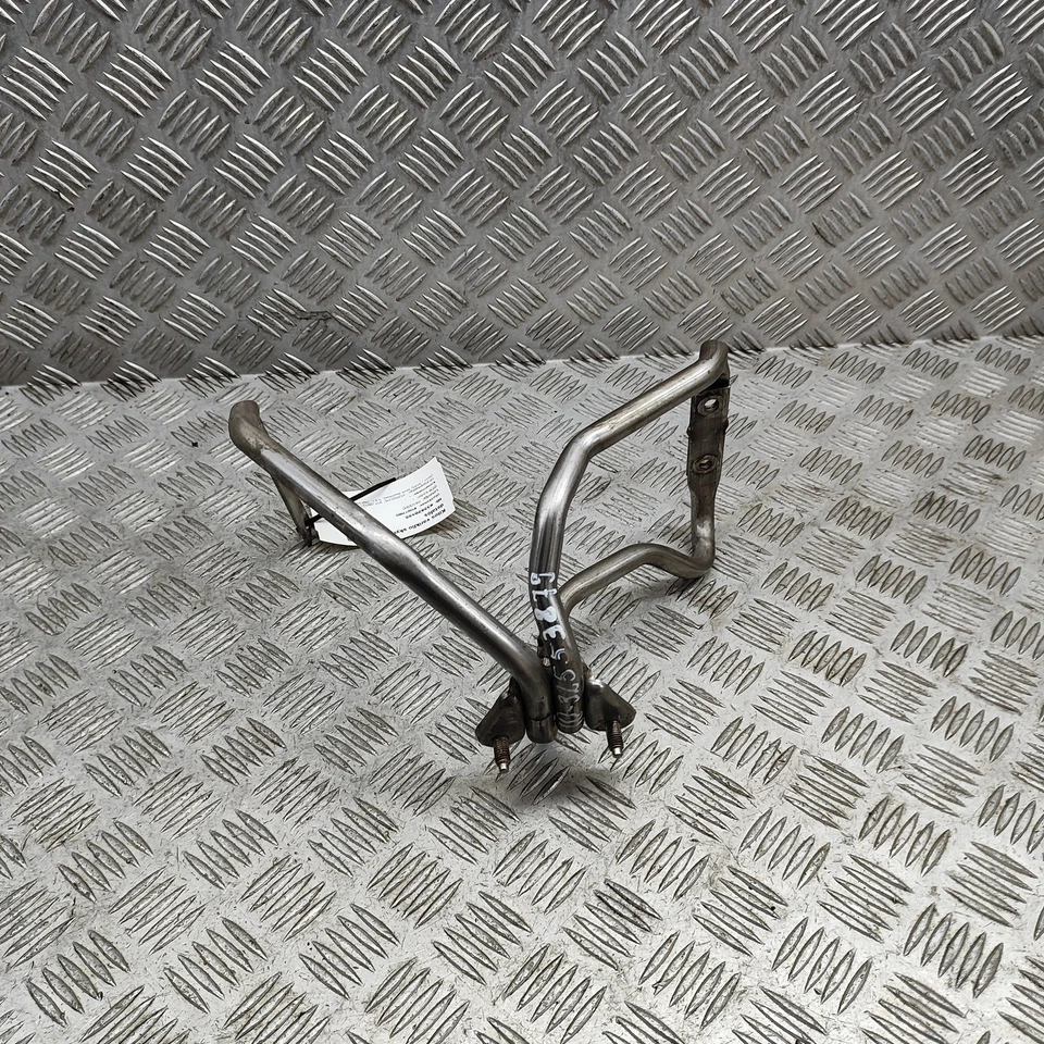 Soporte escape izquierdo PORSCHE 911 991 991147103 3,8 gasolina 294 kW 2015 32820155 Foto 3 de 4