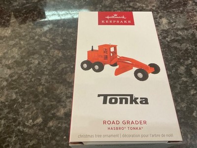 MIB Hallmark 2025 TONKA ROAD GRADER Keepsake Ornament - FREE SHIPPING
