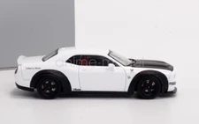 FW 1:64 White SRT Hellcat Muscle Coupe Sports Diecast Metal Car New Gift