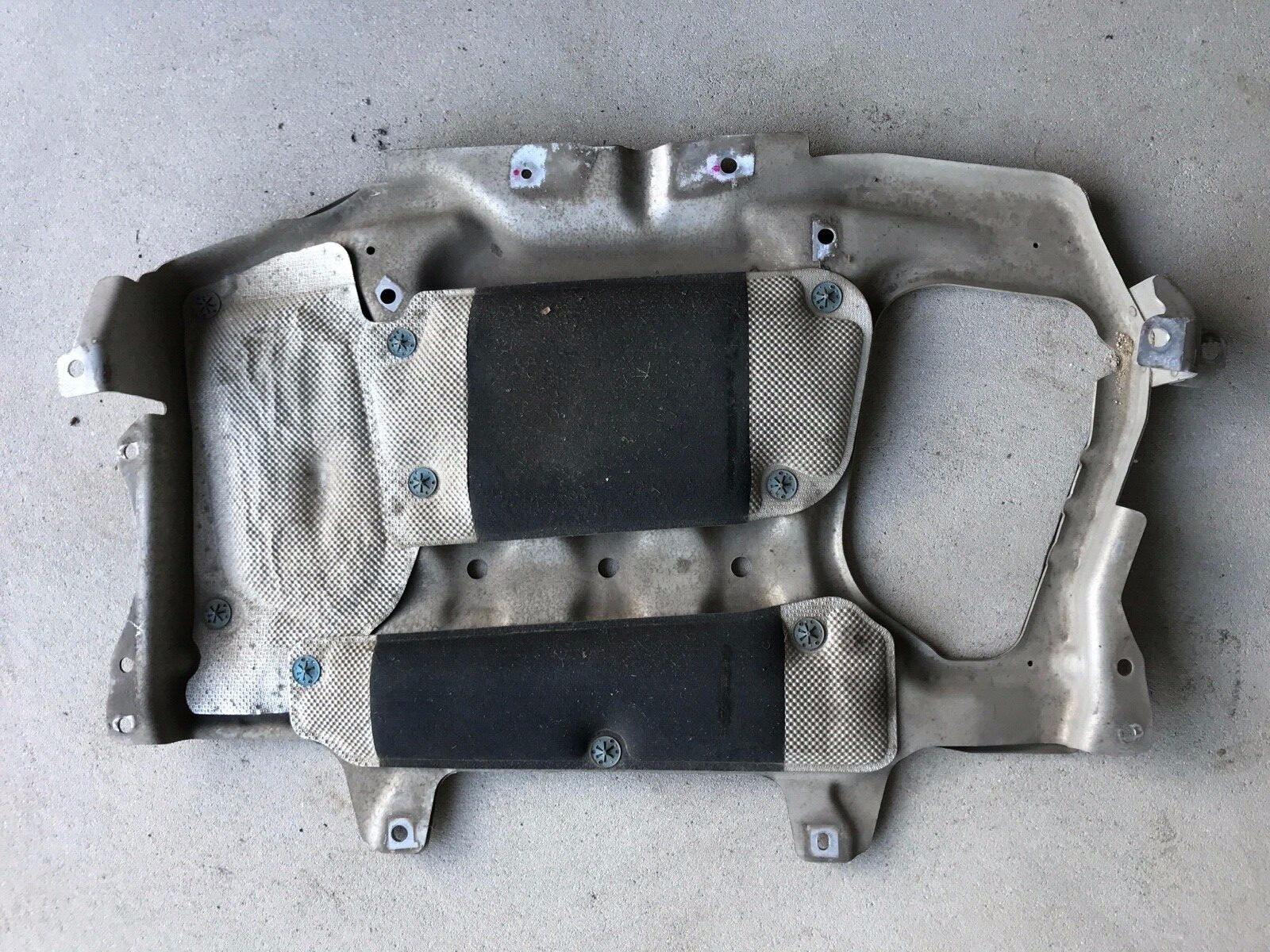 LAND ROVER 2018 DISCOVERY 5 L462 Engine 3.0d Underbody Bottom Cover ...