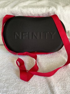 black nfinity cheer bolsa