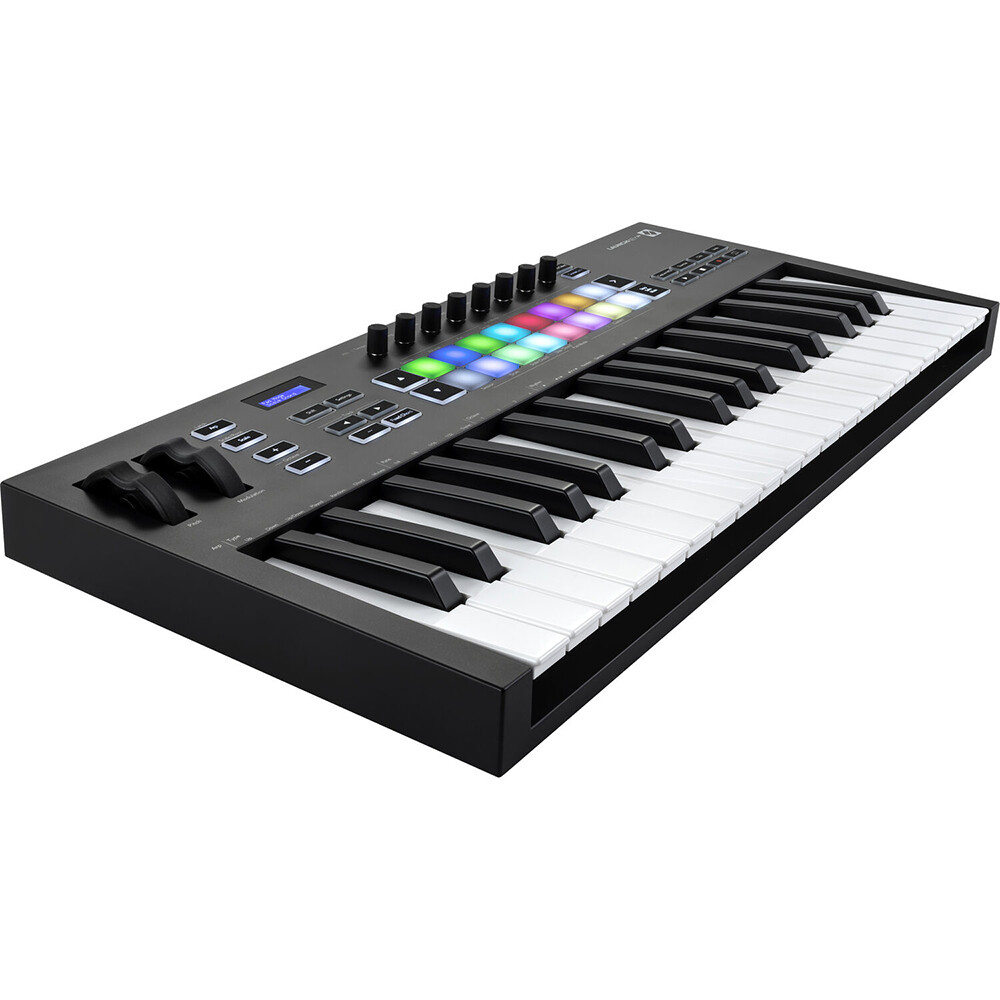 Контроллер USB MIDI-клавиатуры Novation Launchkey 37 MK3 (37 клавиш)