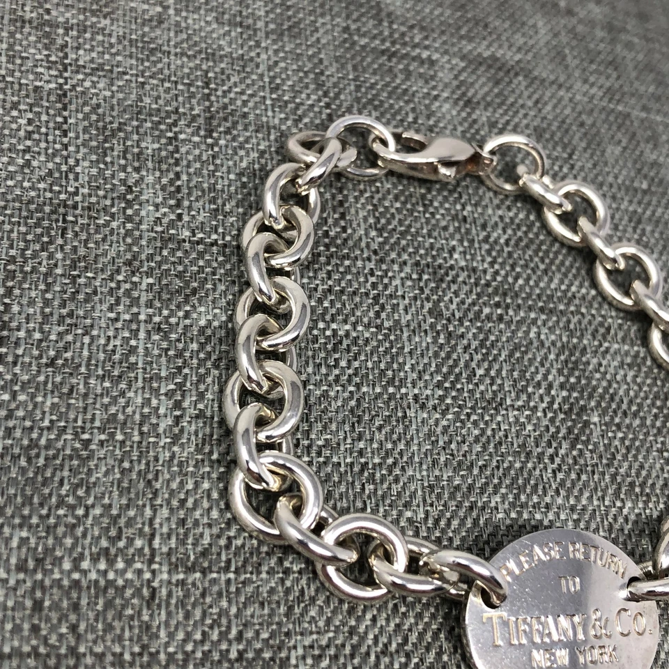 AUTHENTIC Tiffany & Co Sterling Silver 925 Return to Oval Tag Bracelet EUC 7.25" - Image 4 of 4