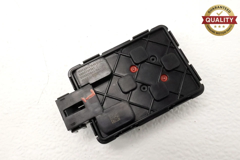 2022 - 2023 RAM 1500 TECHO SUPERIOR INTERIOR CORTESÍA LUZ LÁMPARA OEM Foto 3 de 4