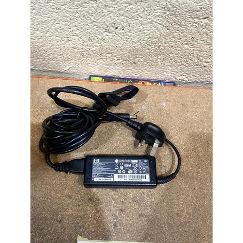 HP PPP009H Netzteil schwarz 18,5 Volt 3,5 A für Compaq & Notebook Laptops