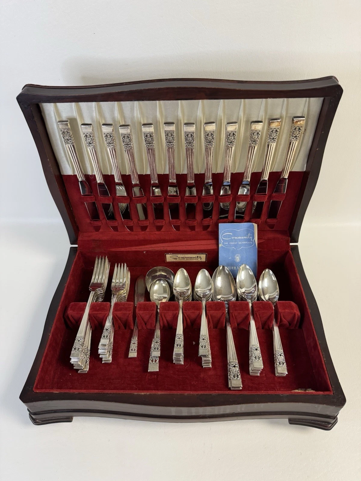 78 Pc Oneida Community CORONATION Silverplate Flatware Set Orig Box Serves 12