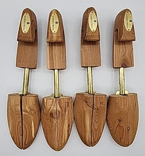 Men’s Nordstrom Size Medium Pair of Cedar Wood Shoe Trees Stretchers Set of 2