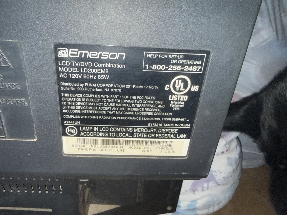 Emerson LD200EM8 LCD TV DVD Combination Combo 20 Inches No Remote Tested Works - Image 3 of 3
