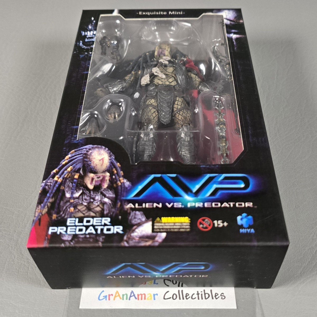 Hiya Toys AvP ELDER PREDATOR (with Cape) Alien vs. Predator 1:18