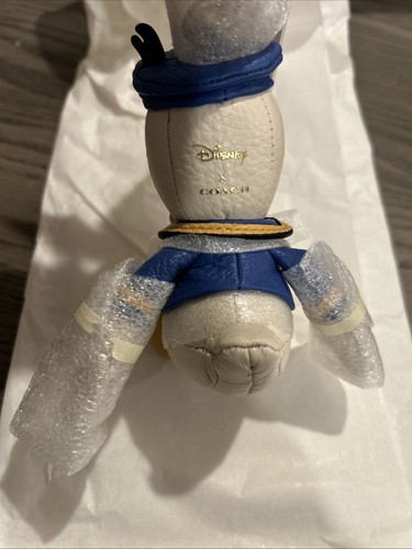 Coach Exclusive x Disney Donald Duck Leather Bear Bag Charm Keychain NEW Purse - Picture 3 of 3