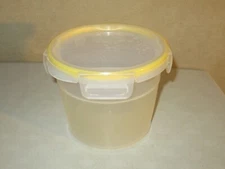 SNAPWARE 7.5 CUP Round Plastic Food Container 6"