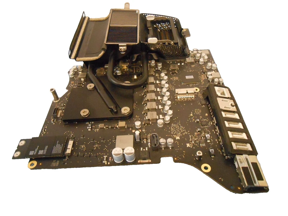 Apple iMac A1419 27" 5k Retina 2017 Main Logic Board 820-00609-A - Image 3 of 4