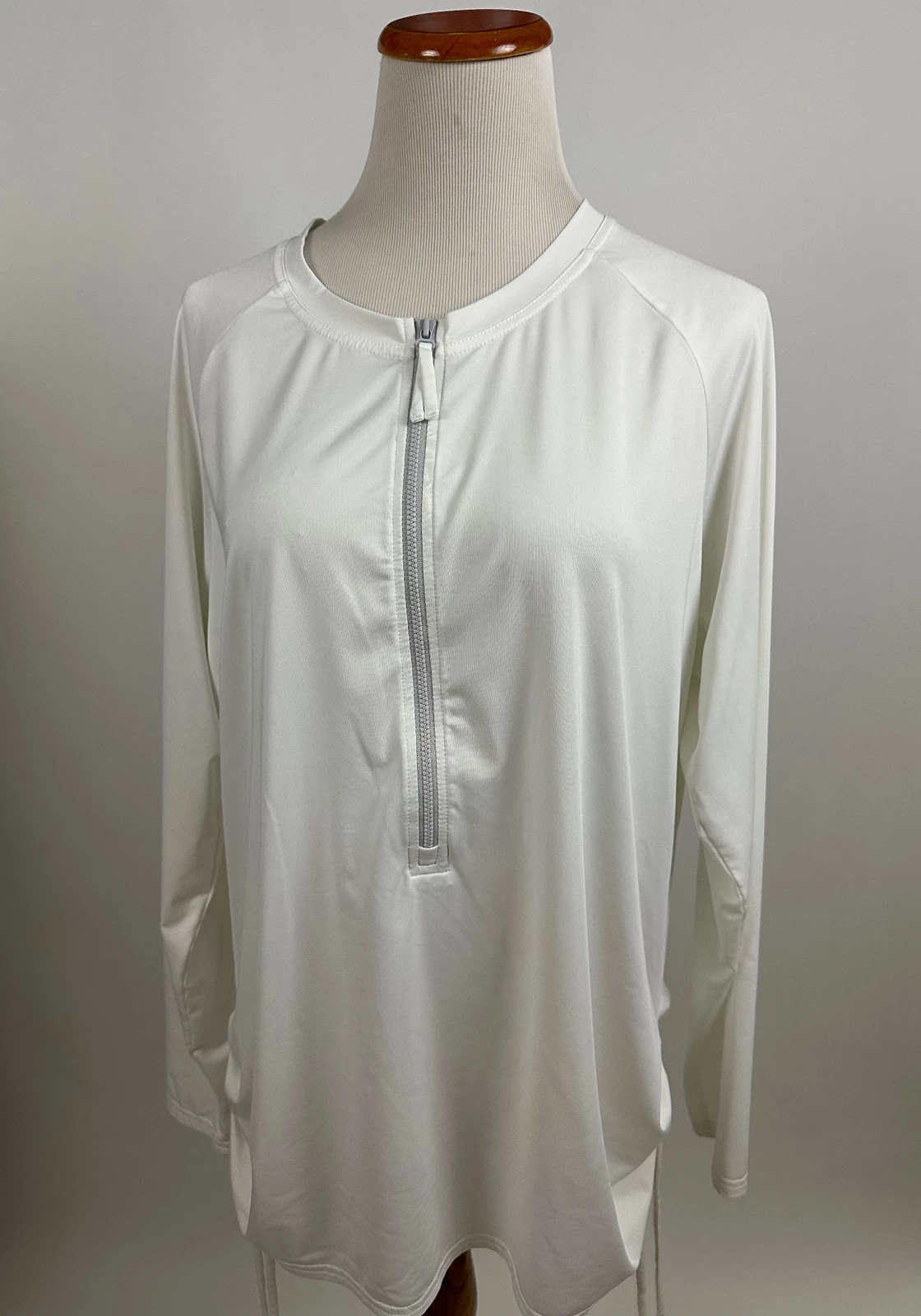 LL BEAN white 1/2 zip long sleeve UV shirt Ruchhed sides Women's XL