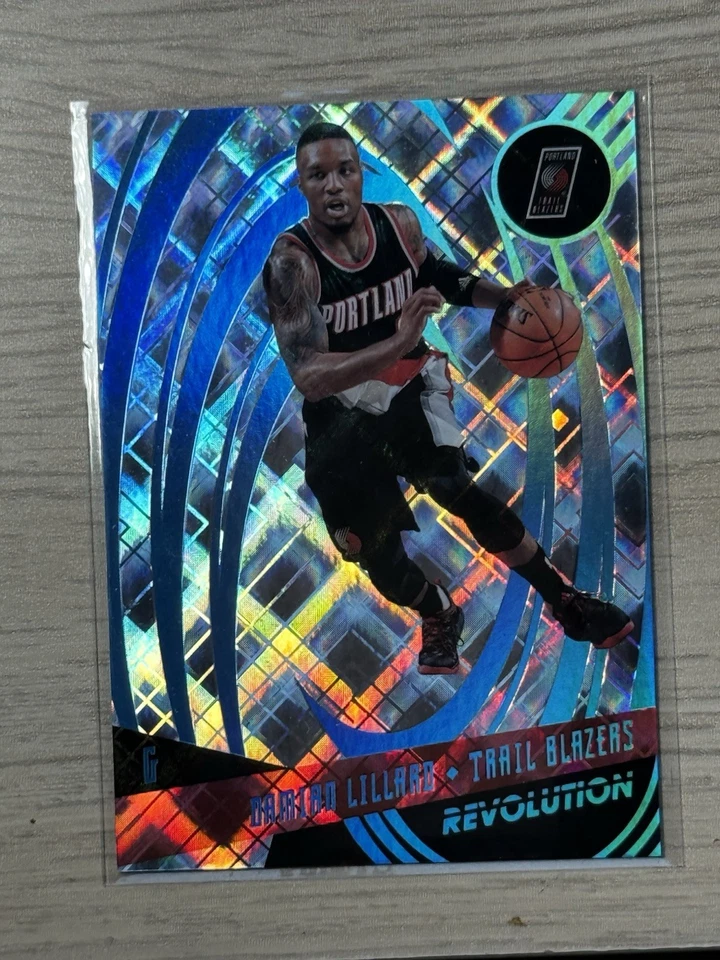 Blazers de baloncesto 2016/17 Panini Revolution Damian Lillard #/100 Cosmic #54 Foto 2 de 4