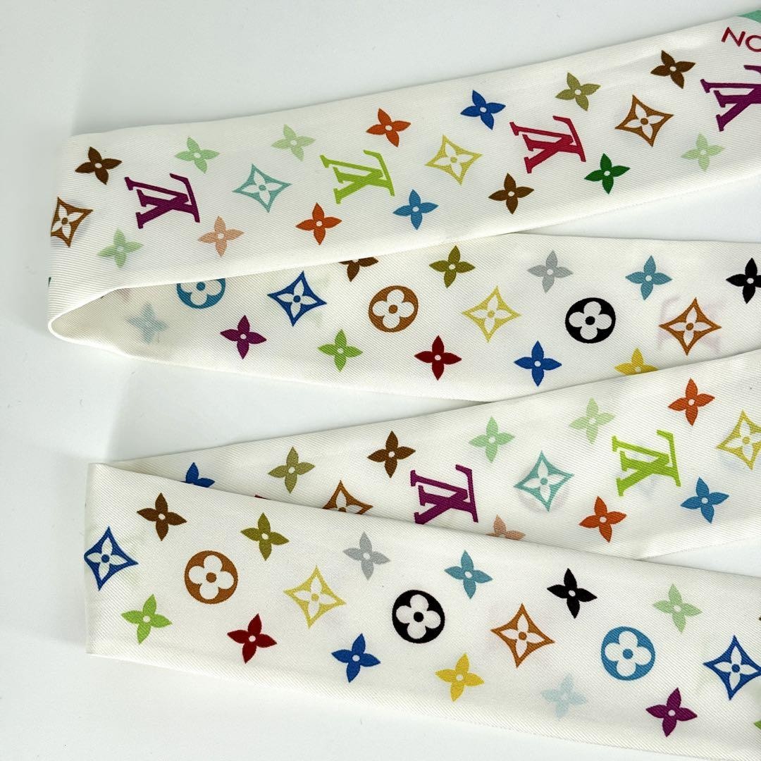 Louis Vuitton x Takashi Murakami Silk Monogram Multicolor  display picture 2