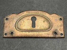 Vintage SINGLE LIGHT WEIGHT Brass Skeleton Key Hole Door Drawer Plate Escutcheon