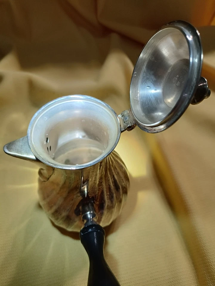 RARE CHOCOLATIÈRE ÉGOÏSTE - Photo 4/4