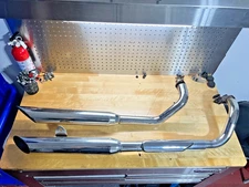 2005 Yamaha V-Star V Star 650 full dual exhaust muffler system w/ header pipes