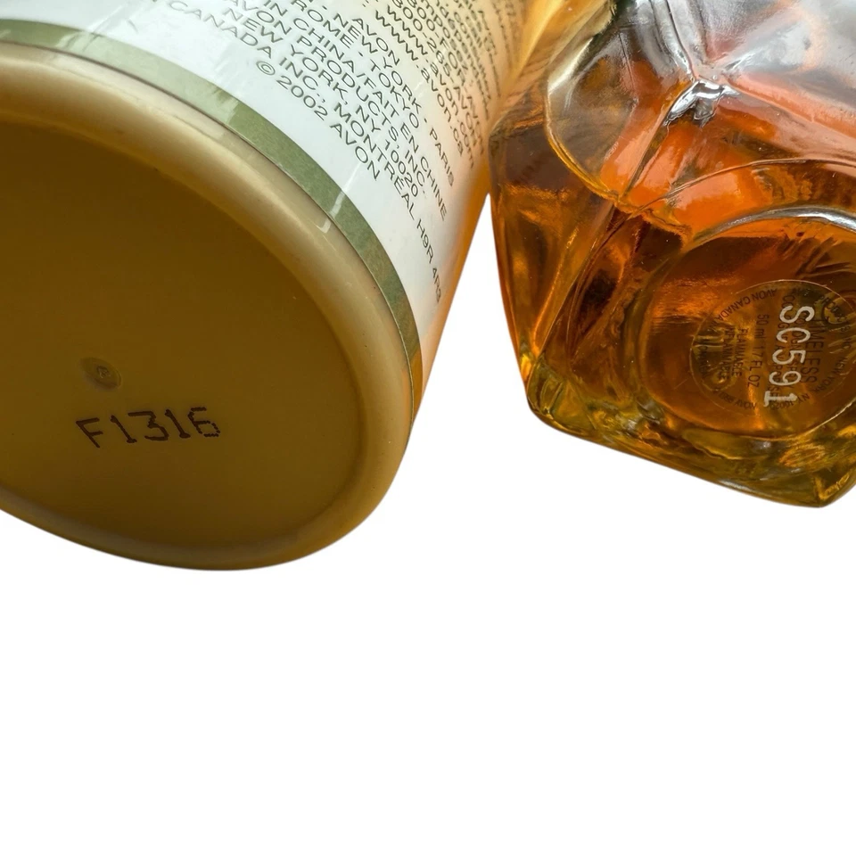 Avon Timeless 1.7oz Women's Eau de Cologne & 1.4oz Shimmering Body Powder - Image 4 of 4