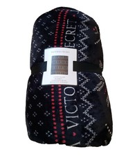 VICTORIA'S SECRET COZY-PLUSH BLANKET.