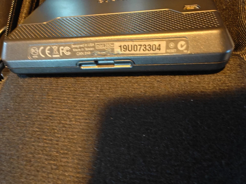 Garmin Nuvi 260w Touchscreen GPS Navigation System with Charger Cable Bundle - Image 3 of 3