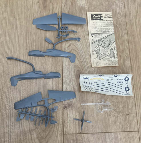 L264 Revell Modellbausatz H-619 - North American P-51D Mustang - 1/72 - Bild 2 von 2