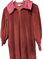 Vtg Retro Vanity Fair Red Velour Robe Long Housecoat Satin Collar Cuffs Zip SZ 8