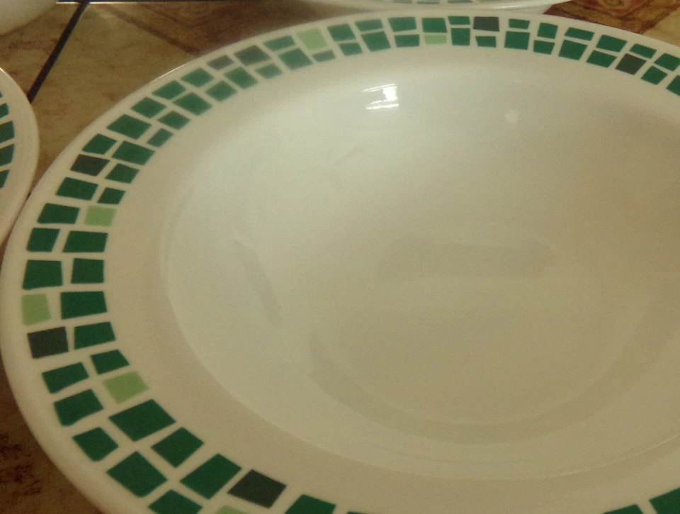 4 cuencos de pasta de cena con borde individual verde esmeralda de colores preciosos Corelle Foto 2 de 4