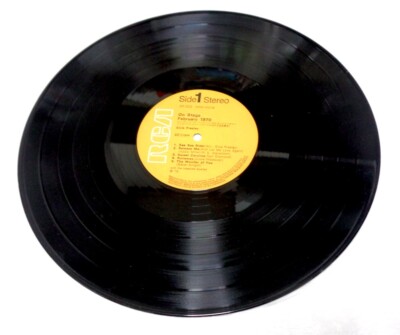 ELVIS PRESLEY ON STAGE FEBRUARY 1970 - 1975 RCA SX-202 JAPAN OBI