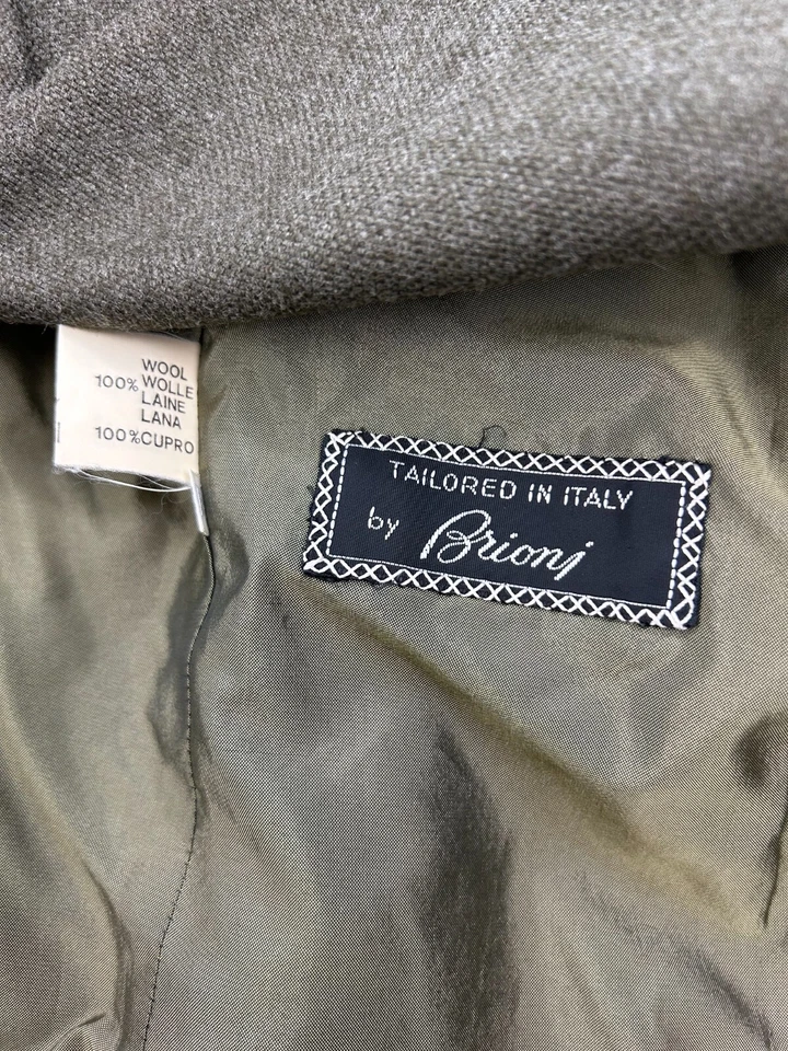 Blazer Brioni Mujer 46 Verde Oliva 100% Lana Hecho en Italia Tres Botones Foto 2 de 4