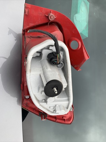 Luz trasera lateral para pasajeros SEAT Ibiza 6J 08-12 NS 6J4945095 - Imagen 4 de 4
