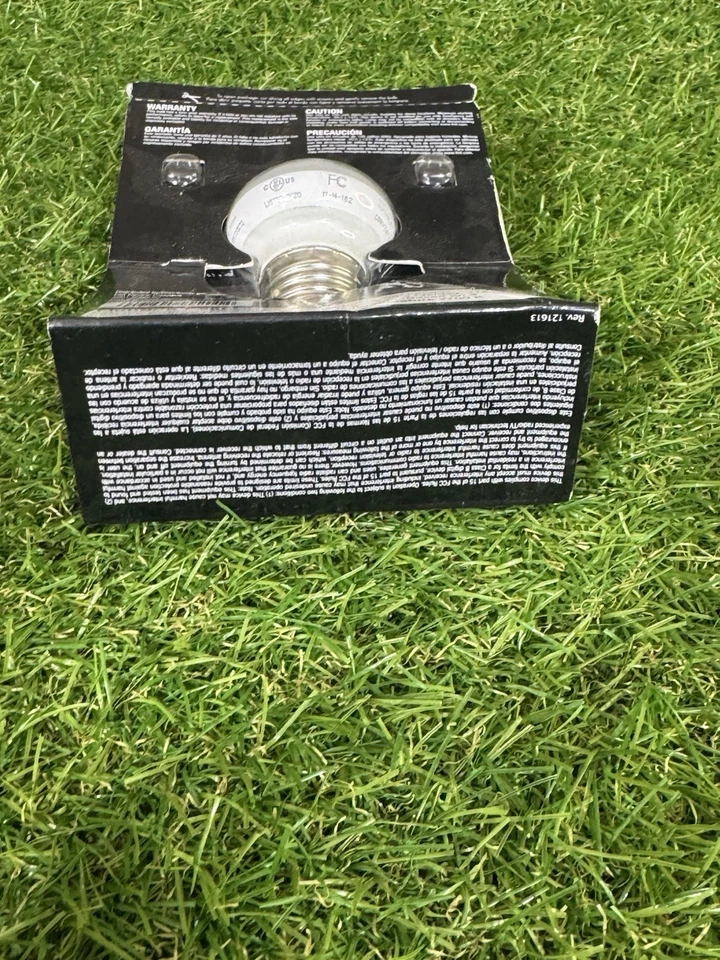 Utilitech Pro LED Bulb R14 Soft White 40W Replacement 300 Lumens Dimmable New - Image 4 of 4