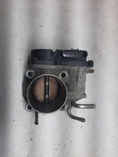 Throttle Body Throttle Valve Assembly 4 Cylinder Fits 02-03 CAMRY 813437