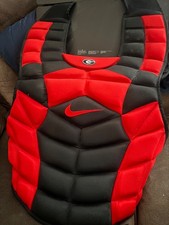 NIKE Vapor Chest Protector Georgia Bulldogs 17” Mens Catcher's Gear