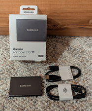 SAMSUNG T7 Portable SSD 2TB Up to 1050 MB/s U...
