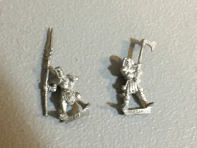A33781 WARHAMMER CITADEL FANTASY WOOD ELVES METAL 1987 2 PK AXE SPEAR GW