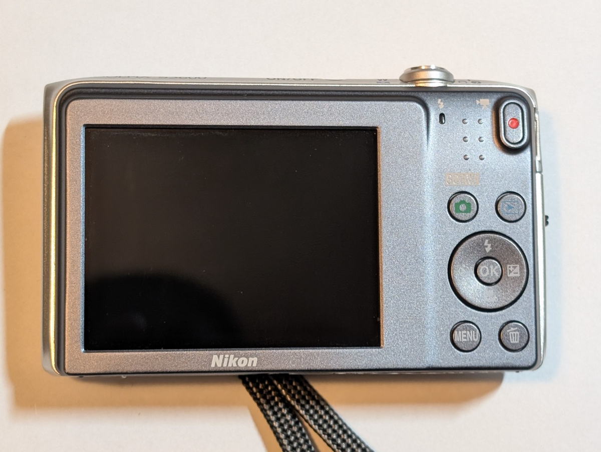 Nikon COOLPIX S3300 16.0 MP Digital Camera - Silver for sale