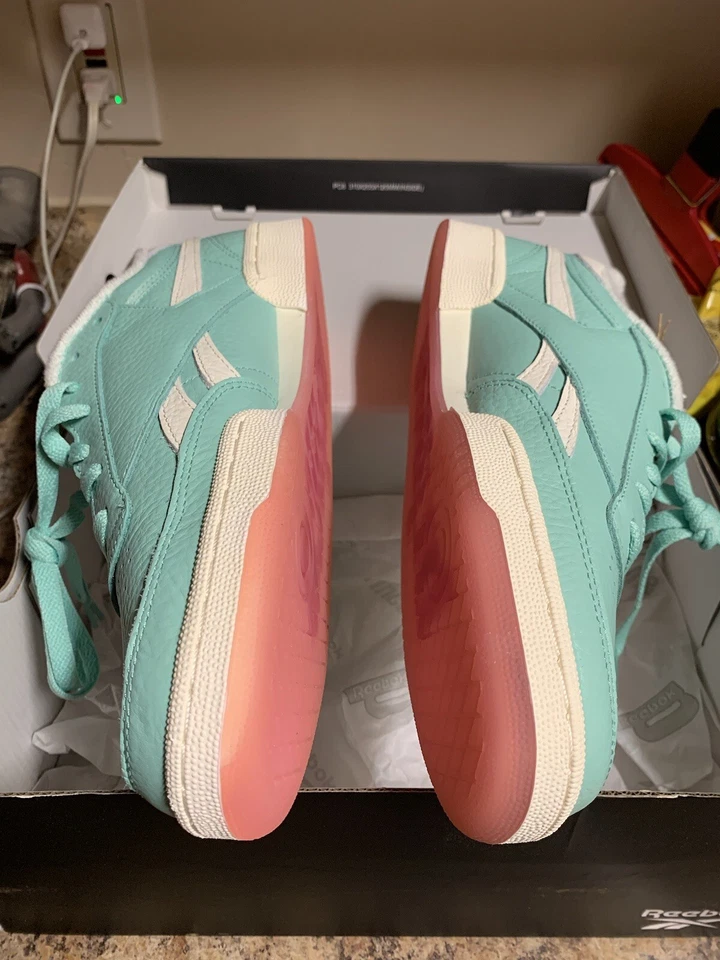MENS TENNIS SHOES Size 9.5 Reebok Club C Revenge/Prince Semi Pixel Mint 2021 DS - Image 4 of 4