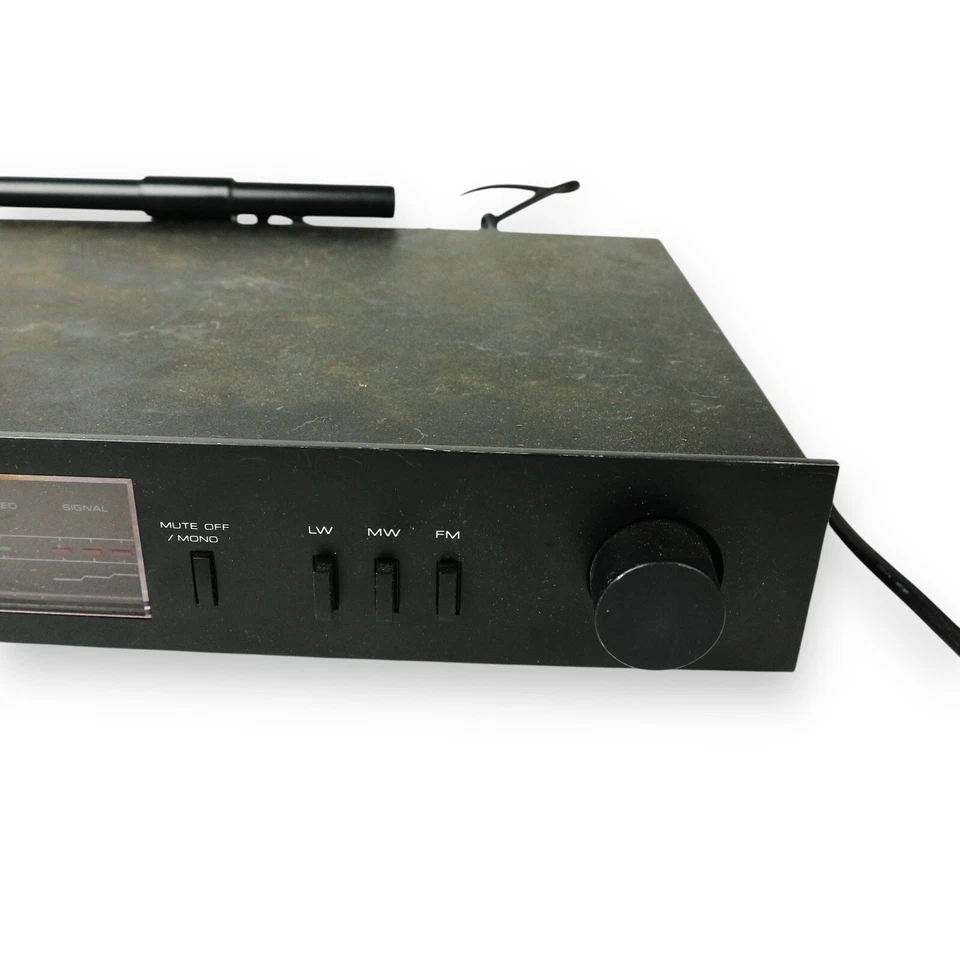 Componente Sintonizador Estéreo AM/FM Rotel RT-820L - De Colección Japón Foto 2 de 4