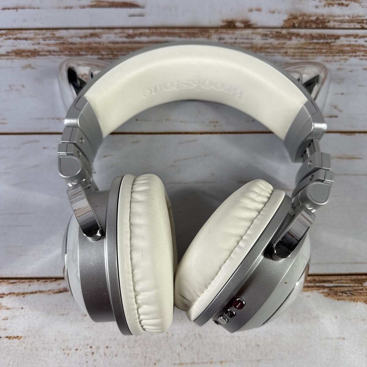 Beats by Dr Dre - アリアナグランデ　ヘッドフォン アリアナ・グランデ 着用 海外限定 ワイヤレス 猫耳