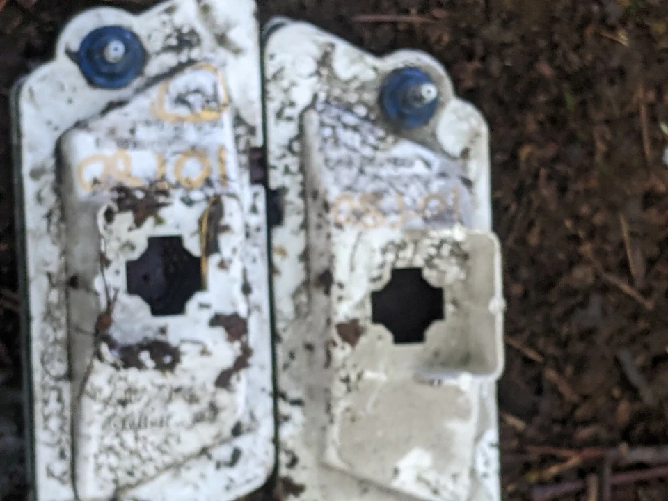 79 - 85 OLDSMOBILE TORONADO ORIGINAL Par LUCES MARCADORAS TRASERAS Foto 2 de 2