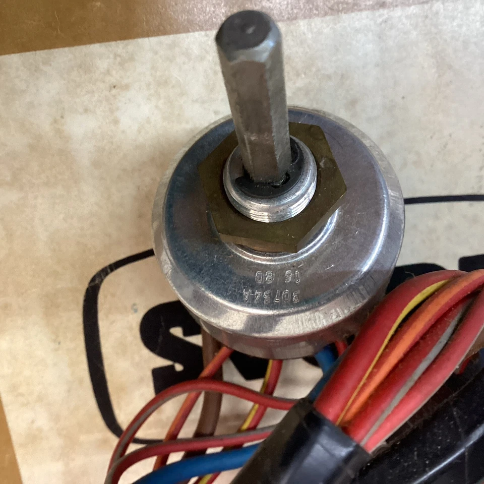 Interruptor de faros Lucas para Jaguar XJ6 XJ12 (1974-79) NOS también se adapta al XJS 1976-80 Foto 3 de 4